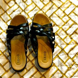 IZOD slip in sandals size 10